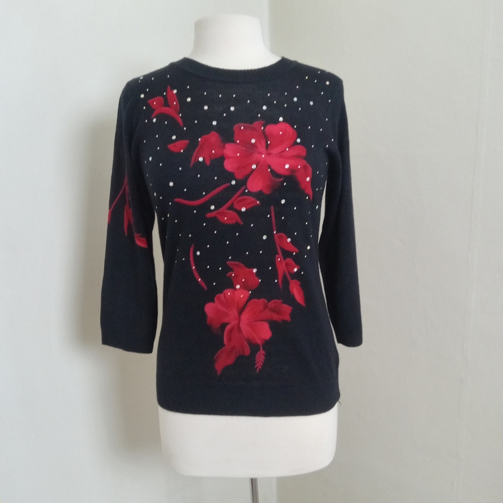 CD Petites Size Small Pop Over Floral & Sequin Top